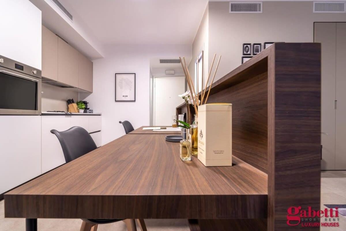 Ferienwohnung Stilicone 15 - Luxury Apt 3D Mailand Exterior foto